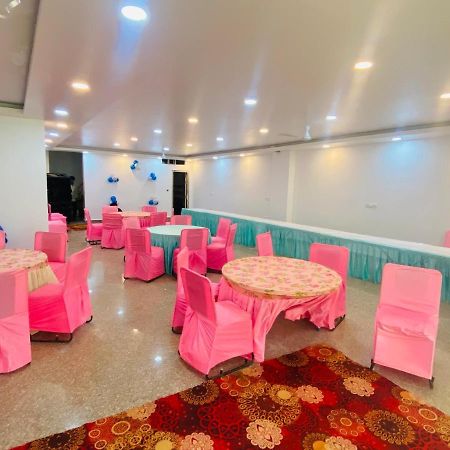 Hotel As Global Noida Zewnętrze zdjęcie
